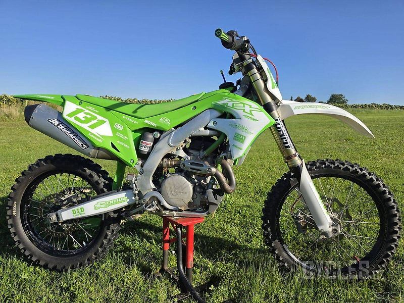 Kawasaki KX 450 F (2021) - fotka 1 z 11