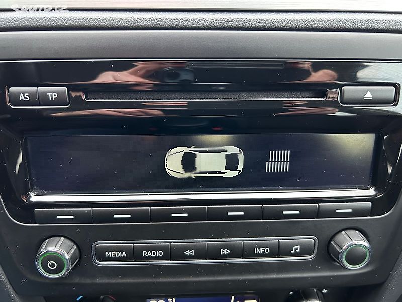 Škoda Rapid (2013) 1.2 TSi 63 KW servisní kniha - fotka 22 z 35
