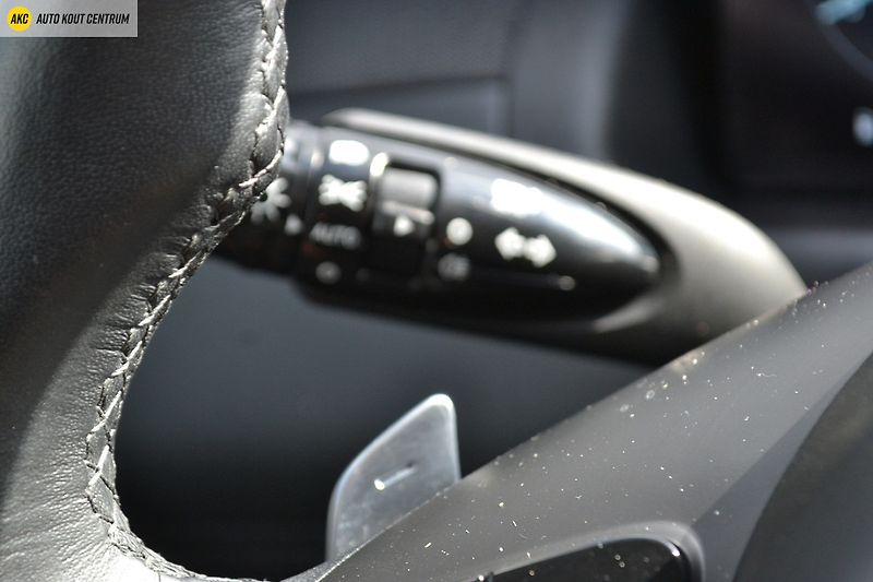 Hyundai Tucson 1.6T-GDI PREMIUM LUXURY 7DCT M - fotka 41 z 53