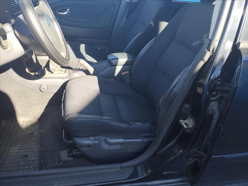Volvo V40 1,8 90KW - fotka 7 z 16