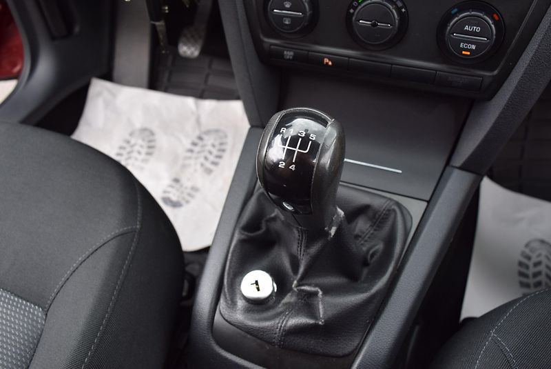 Škoda Octavia (2006) 1.9TDI 77kw ALU PARKTRONIC  - fotka 33 z 49