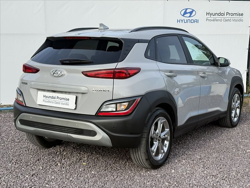 Hyundai Kona 1,6 T-GDI 145kW Smart DTC - fotka 2 z 23