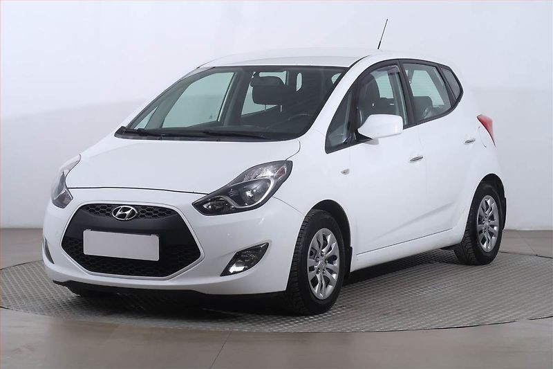 Hyundai ix20 (2015) 1.4 CRDi, Serv.kniha, Tempomat - fotka 2 z 18