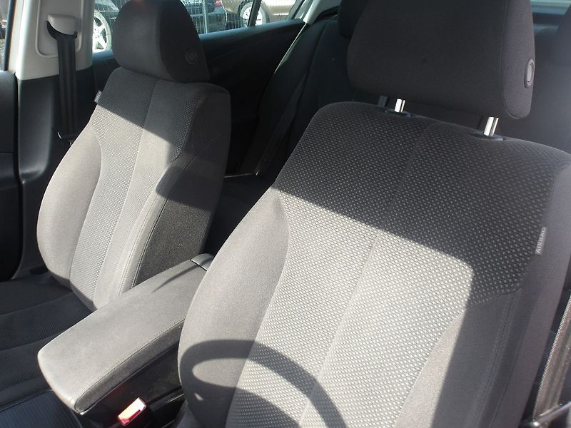 Volkswagen Passat 2,0FSi - fotka 20 z 42