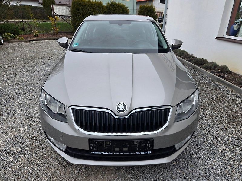 Škoda Octavia (2016) 1.2 TSI Serviska,TOP - fotka 7 z 27