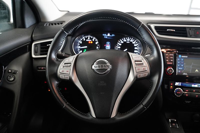 Nissan Qashqai - fotka 17 z 25