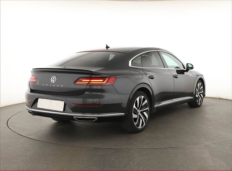 Volkswagen Arteon (2019) R-line 2.0 TDI - fotka 5 z 20