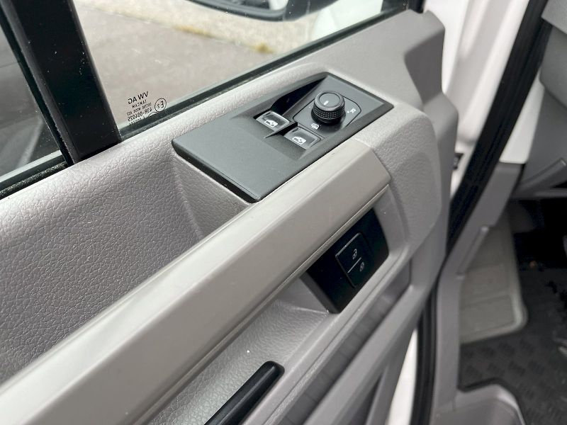 Volkswagen Crafter (2021) 35 2,0TDI 103KW FWD - fotka 13 z 20