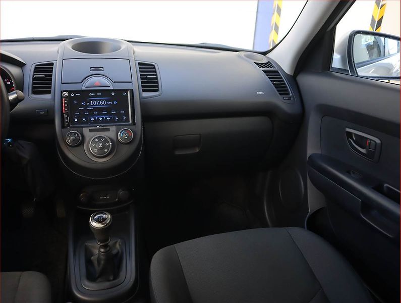 Kia Soul (2009) 1.6 CVVT, levný provoz - fotka 8 z 15