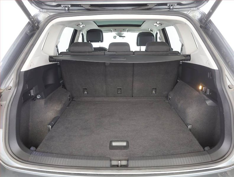 Volkswagen Tiguan (2022) Elegance 2.0 TDI, digi klima - fotka 20 z 21