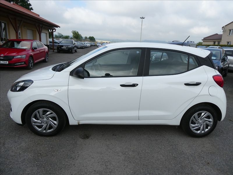 Hyundai i10 1,0 MPi 50kW Classic,tempomat - fotka 6 z 40