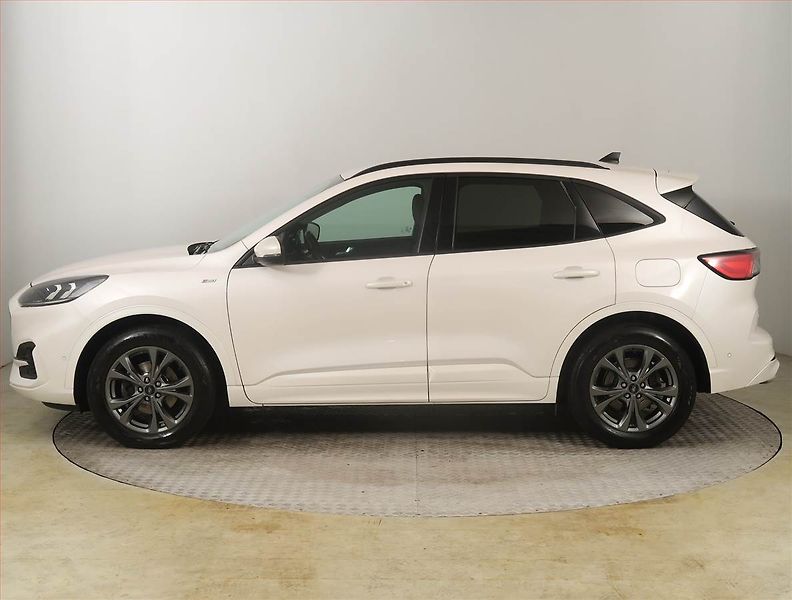 Ford Kuga (2023) ST-Line 2.0 EcoBlue - fotka 3 z 24
