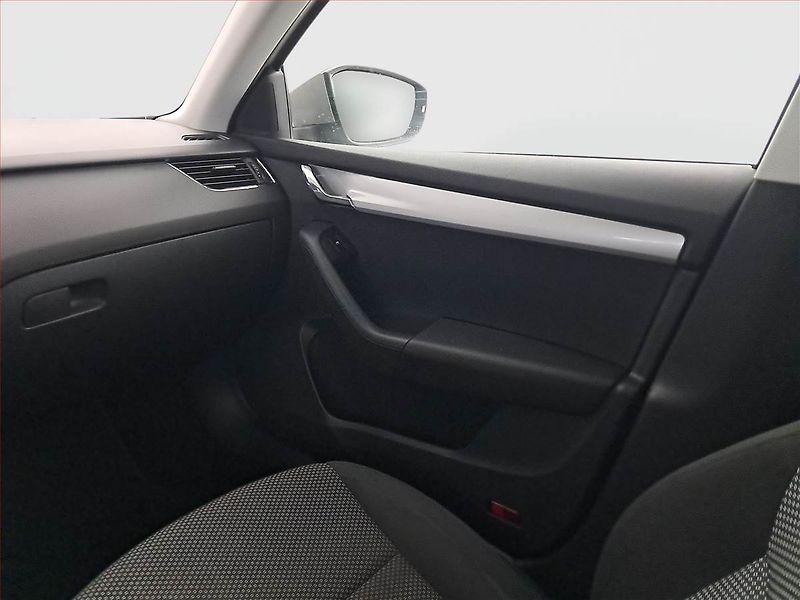 Škoda Octavia (2016) 1.2 TSI, Tempomat - fotka 8 z 18