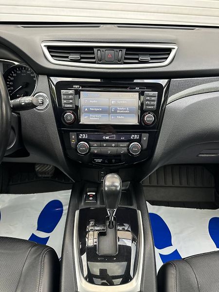 Nissan X-Trail (2014) 1.6 AT 2014 TEKNA 360 7 MIST - fotka 16 z 30