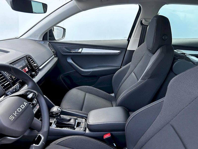 Škoda Karoq (2025) 1.5 TSI 110kW DSG Selection Va - fotka 26 z 34