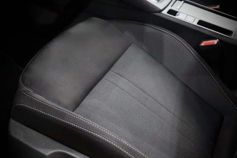 Škoda Octavia 4 2.0 TDI 110 kW DSG - fotka 18 z 45