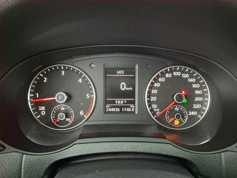 Seat Alhambra (2011) 2.0 TDI, Automat, 7 míst - fotka 11 z 18