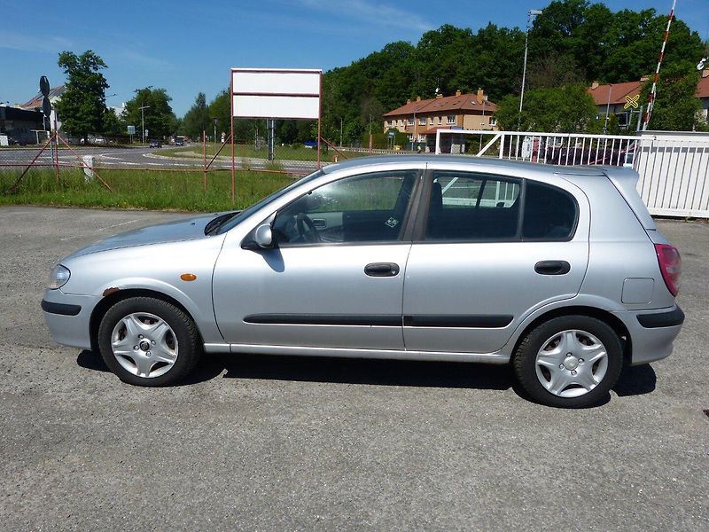 Nissan Almera 1.5 - fotka 3 z 8