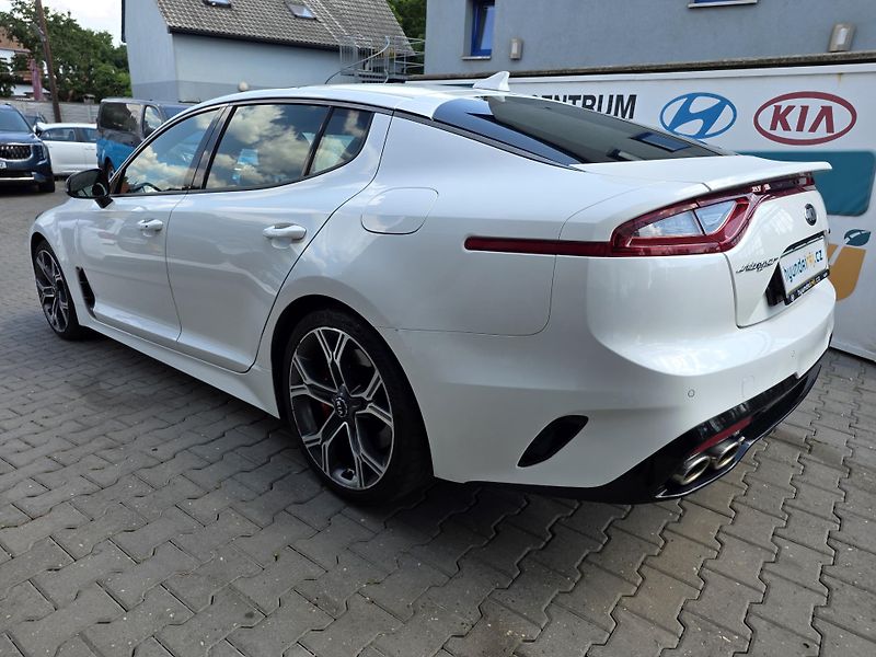 Kia Stinger 3.3-PANORAMA-AUTOMAT-KŮŽE - fotka 9 z 18