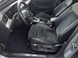 Volkswagen Passat (2018) 2.0 BiTDi 4x4 - náhled 26