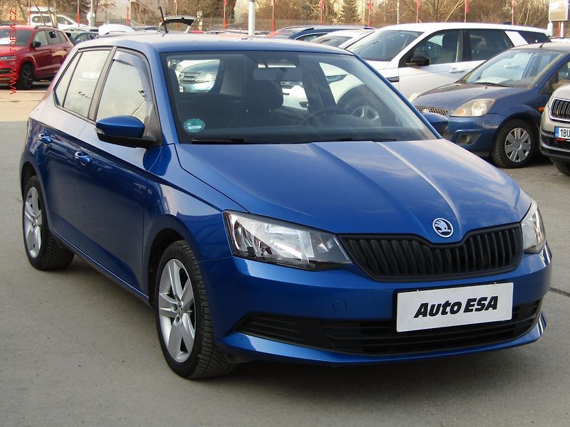 Škoda Fabia (2017) 1.2 TSi, Active, park. čidla - fotografie inzerátu
