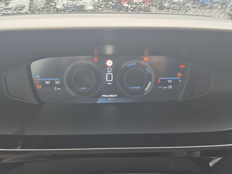 Peugeot 308 (2026) SW ALLURE Hybrid 145 e-DCS6 - fotka 22 z 23