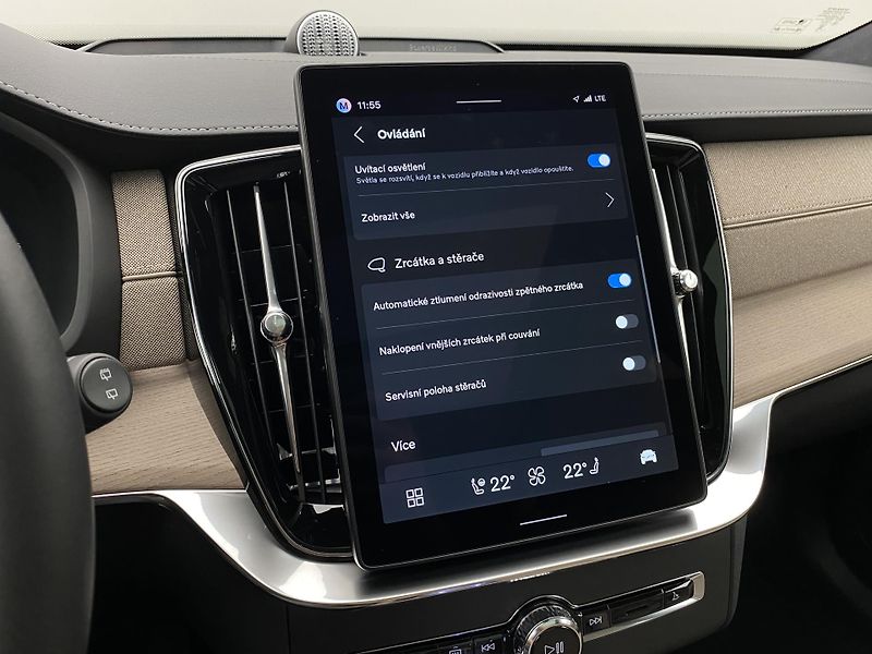 Volvo XC90 B5 AWD DARK ULTRA AUT CZ 7m - fotka 54 z 66