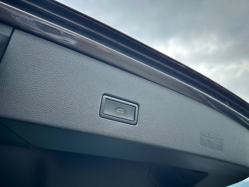 Volkswagen T-Roc (2018) 1.5TSi NAVI, KAMERA. 100%KM - fotka 15 z 18