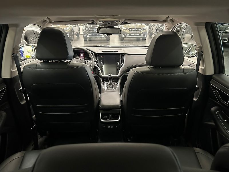 Subaru Outback (2022) 2.5 TOURING 2022 | Záruka - fotka 21 z 53