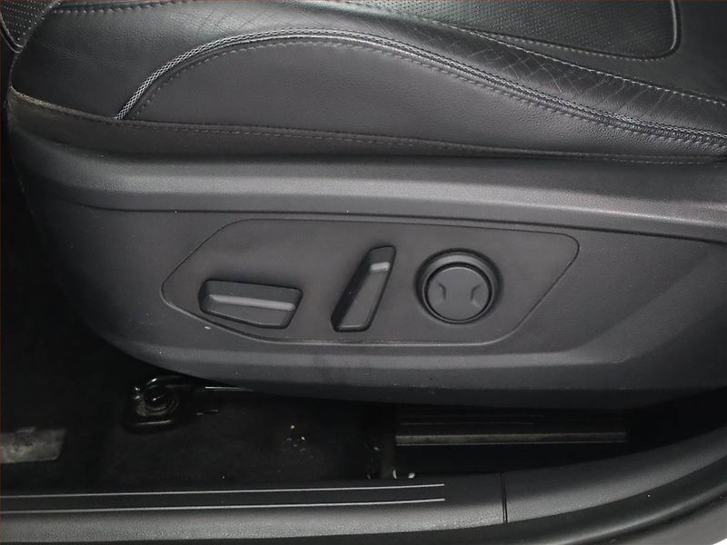 Hyundai Tucson (2021) Premium 1.6 T-GDI - fotka 21 z 23