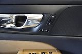 Volvo V60 (2019) CROSS COUNTRY 2,0 D4 AWD AUT. - náhled 14