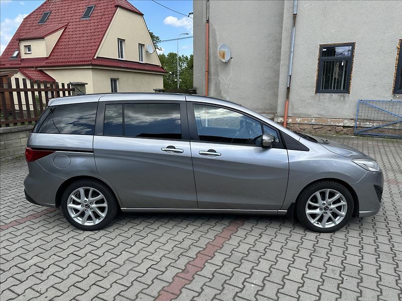 Mazda 5 2,0 7.míst - fotka 2 z 26