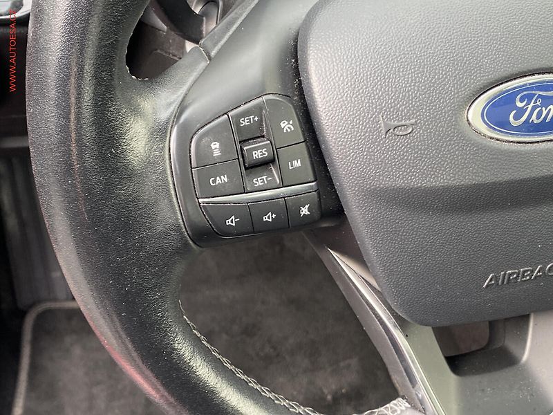 Ford Fiesta (2017) 1.0 EB, Titanium, kamera - fotka 13 z 17