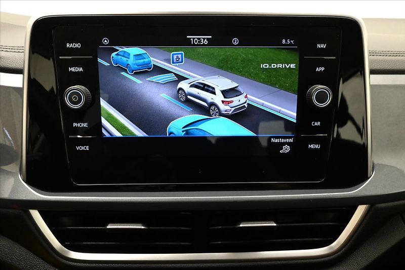 Volkswagen T-Roc 2,0 TDI 110 kW DSG STYLE Záruk - fotka 19 z 29