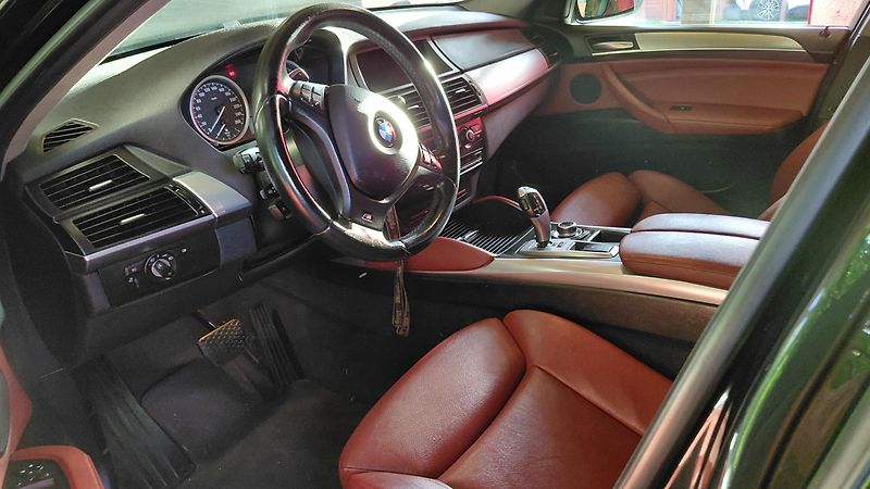 BMW X6 (2013) M-packet, X-drive vyhř.sedaček - fotka 38 z 39