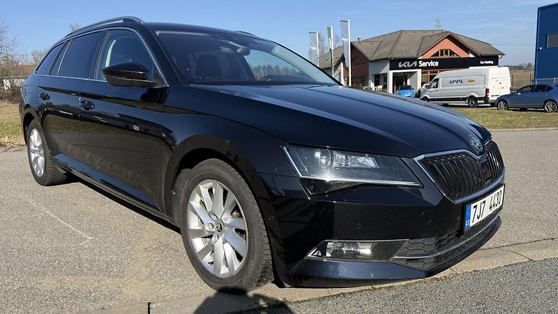 Škoda Superb (2017) 2.0TDI 110KW MANUAL 4X4  - fotka 4 z 25
