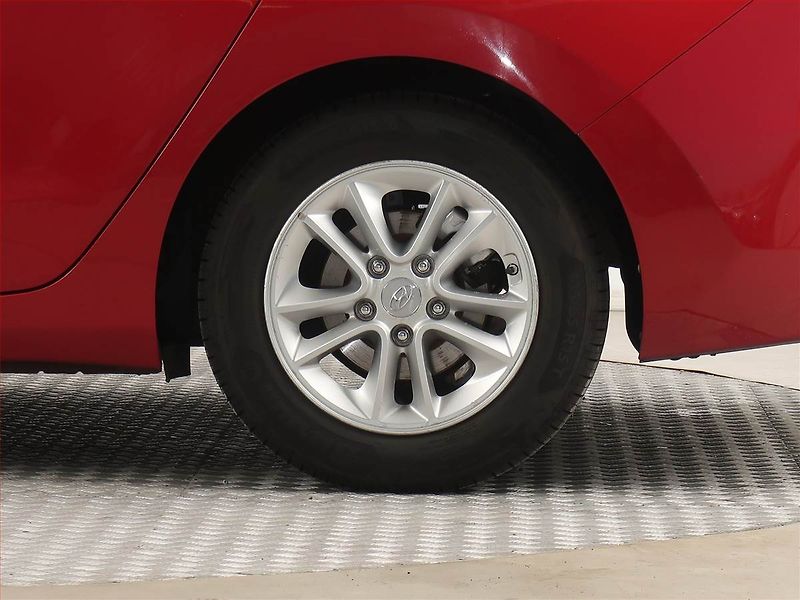 Hyundai i30 (2016) 1.6 GDI, Tempomat - fotka 14 z 18