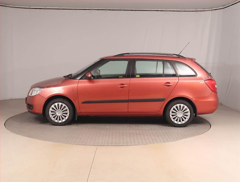 Škoda Fabia (2009) Ambition 1.2 12V, po STK - fotka 3 z 14