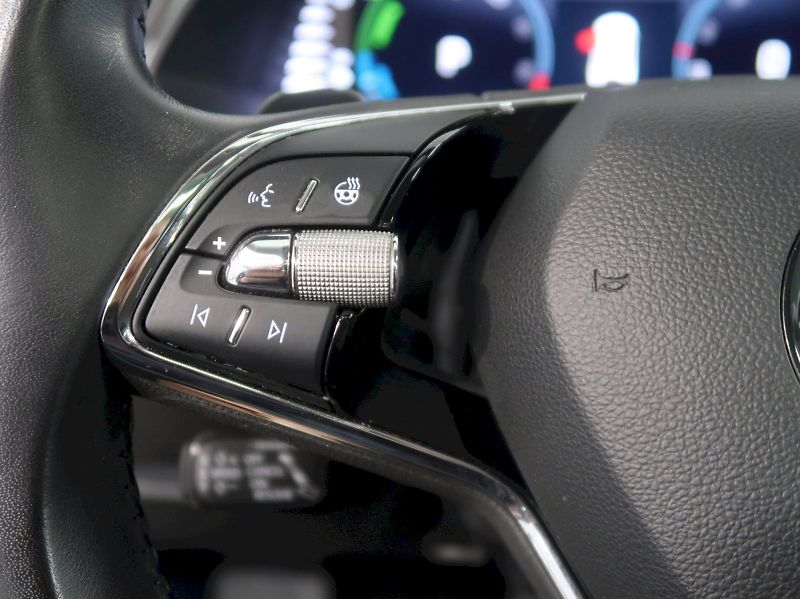 Škoda Superb (2022) iV LAURIN&KLEMENT 1.4TSI 115KW - fotka 20 z 45