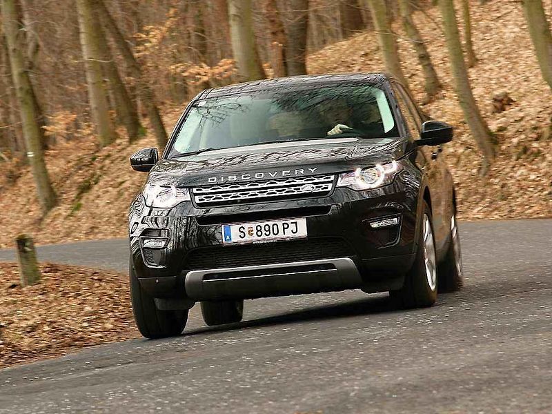 Land Rover Discovery Sport.