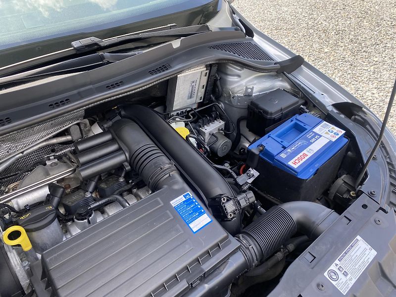 Škoda Fabia 1.2 TSI 66kW - ALU - PDC - fotka 40 z 41