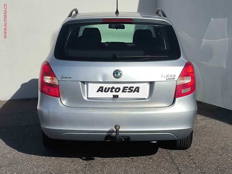 Škoda Fabia (2009) 1.2 12V, ČR, AC, ČR - fotka 5 z 14
