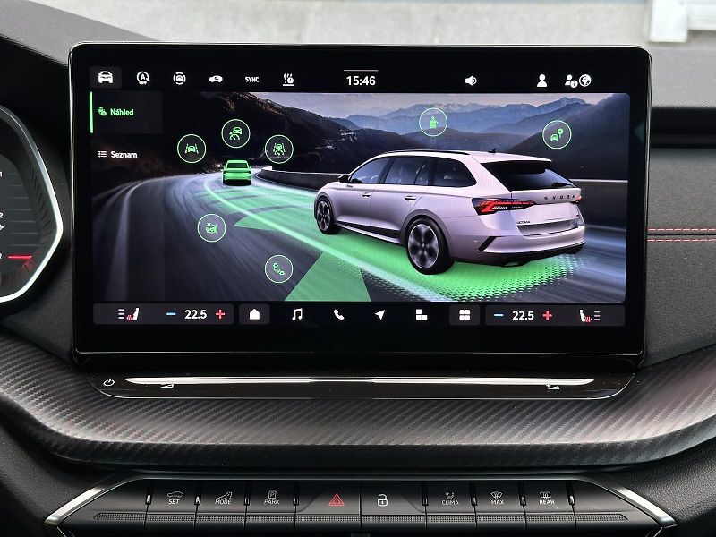 Škoda Octavia RS 2.0TSi DSG 265PS NAVI V.Ped - fotka 33 z 51