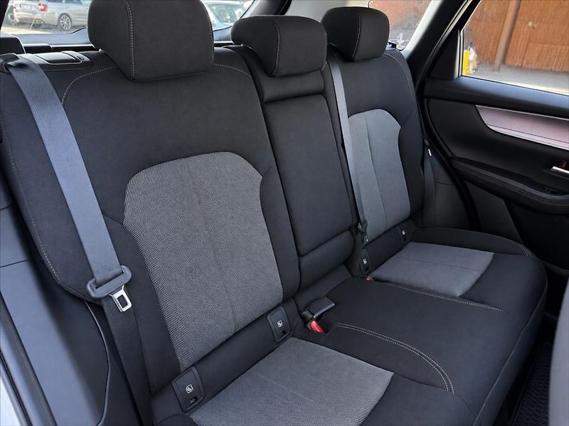 Mazda CX-60 2,5 e-Skyactiv Exclusive-Line - fotka 13 z 28