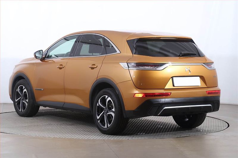 DS Automobiles DS7 Crossback (2019) 1.5 BlueHDI, Serv.kniha, Kůže - fotka 4 z 15