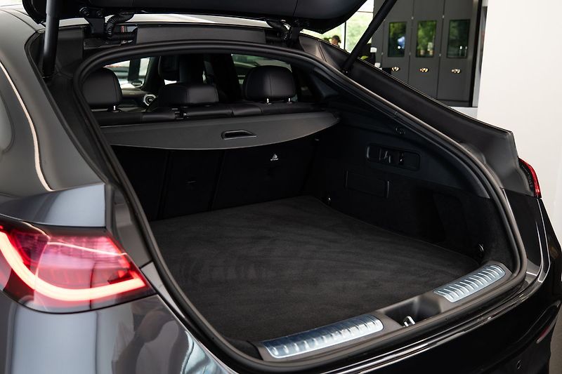 Mercedes-Benz GLC d 4MATIC 360/LED/Záruka/AMG - fotka 19 z 22