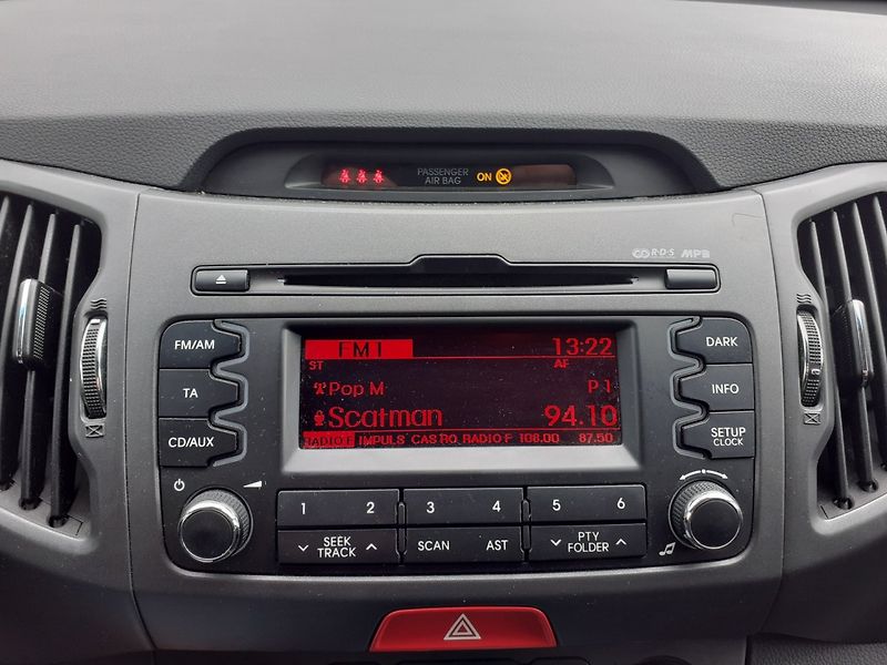 Kia Sportage (2011) 2.0 GDi 4x4 ČR - fotka 9 z 32