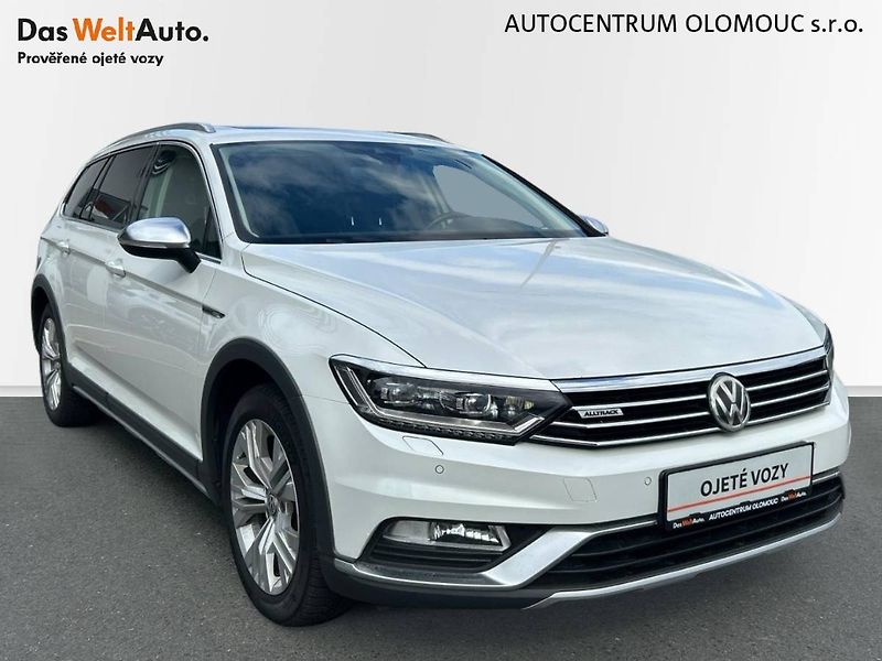 Volkswagen Passat (2015) Variant 2.0 TDI 6DSG 4MOTION A - fotka 20 z 34