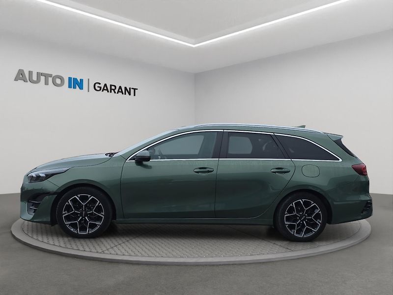 Kia Ceed (2023) GT Line 1.5 T-GDi 118kW A/T, 1 - fotka 3 z 28