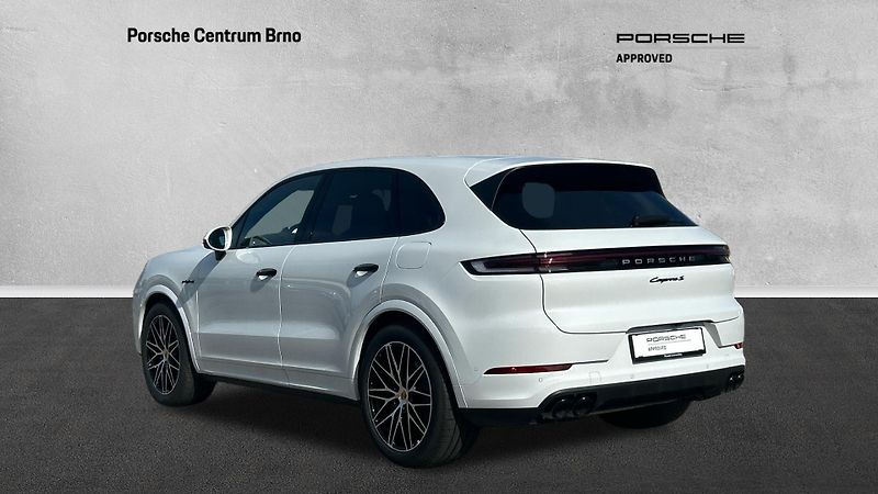 Porsche Cayenne S E-Hybrid - fotka 8 z 30
